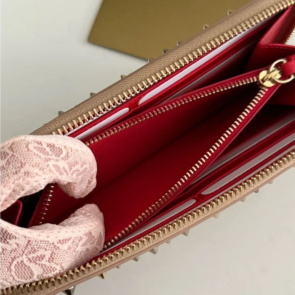 Christian Louboutin Panettone Multi Spike Nude Leather Wallet RARE ~ NWOT - Picture 5 of 13